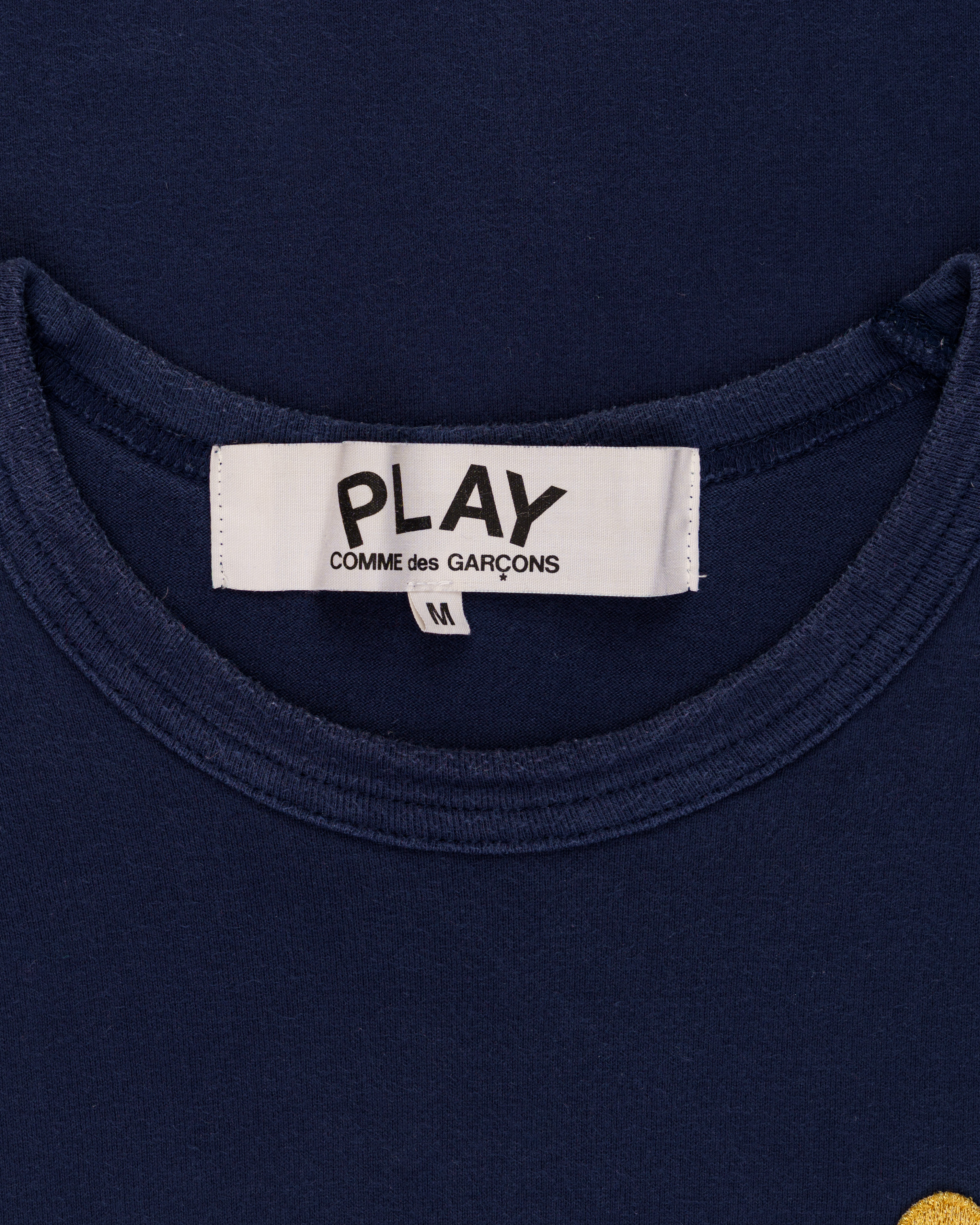 COMME des GARÇONS PLAY gold logo patch t-shirt thumbnail