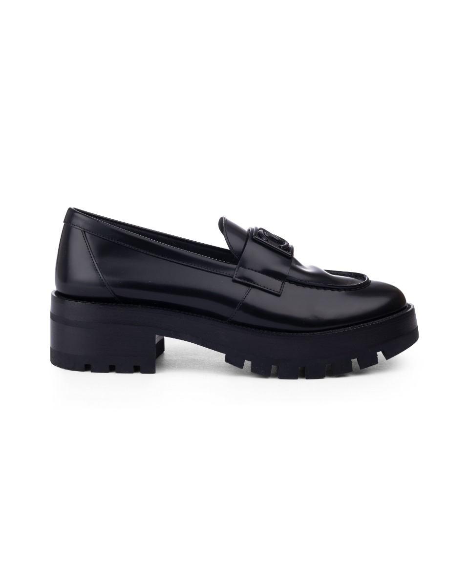 Chanel "CC" platform loafers thumbnail