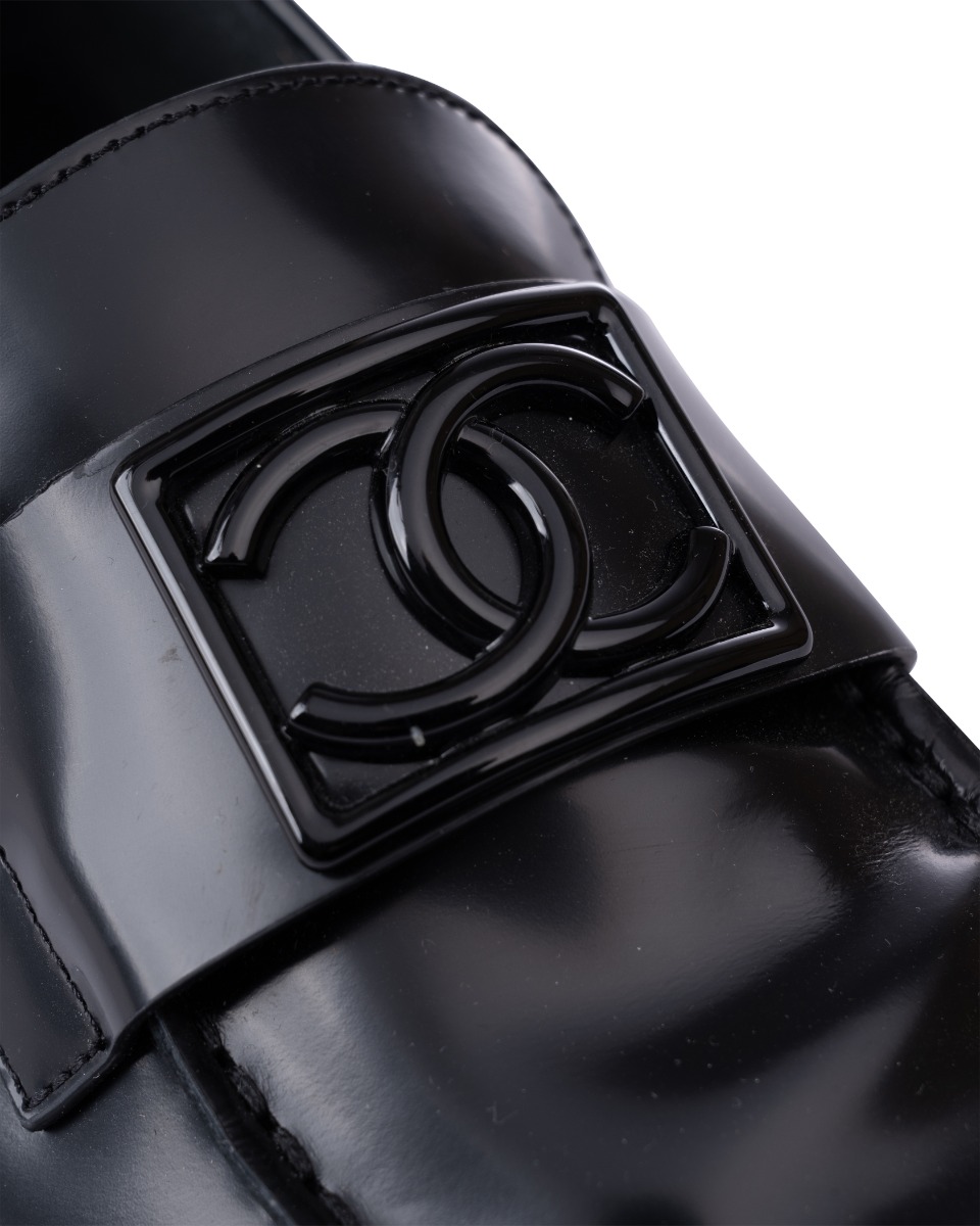 Chanel "CC" platform loafers thumbnail