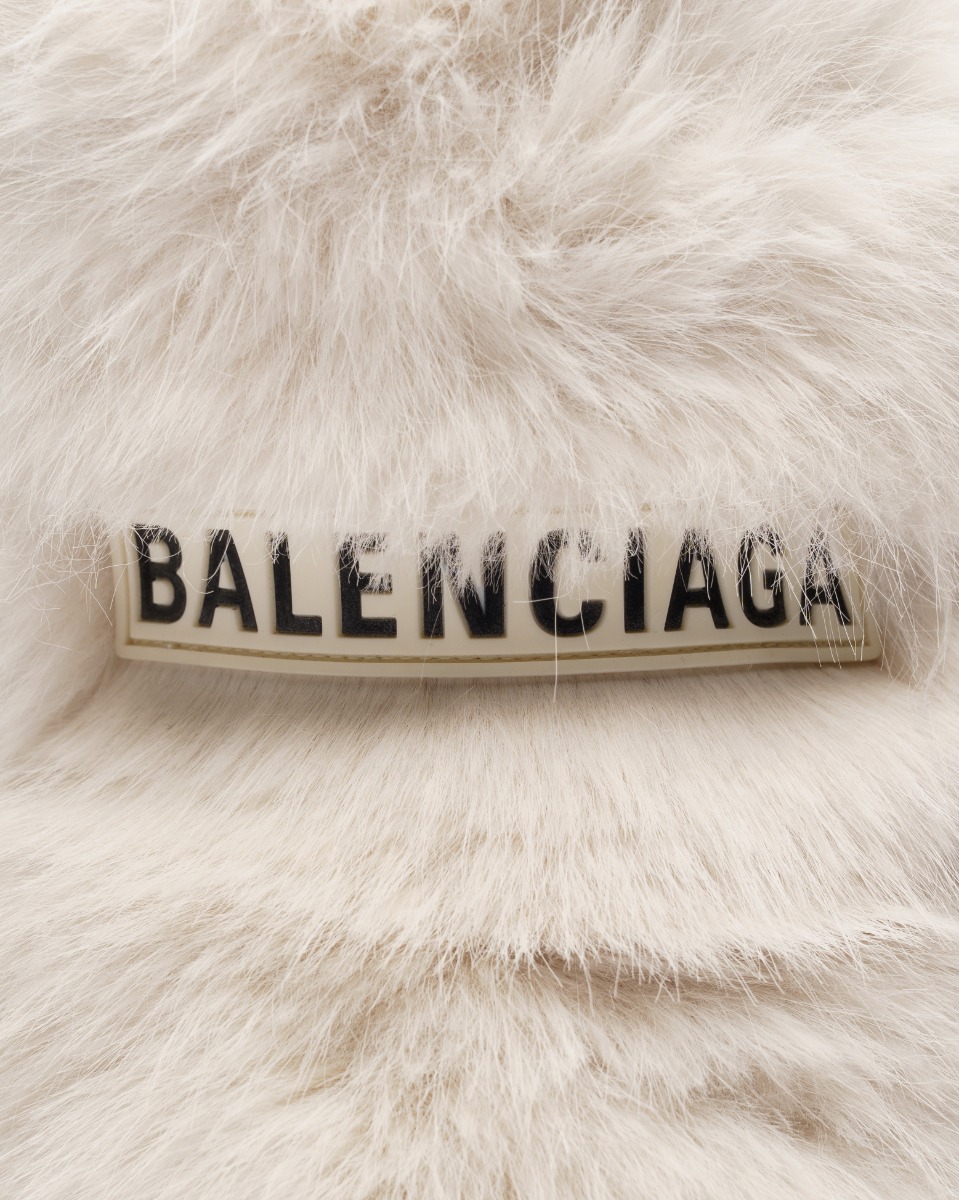 Balenciaga Alaska faux fur snow boots thumbnail