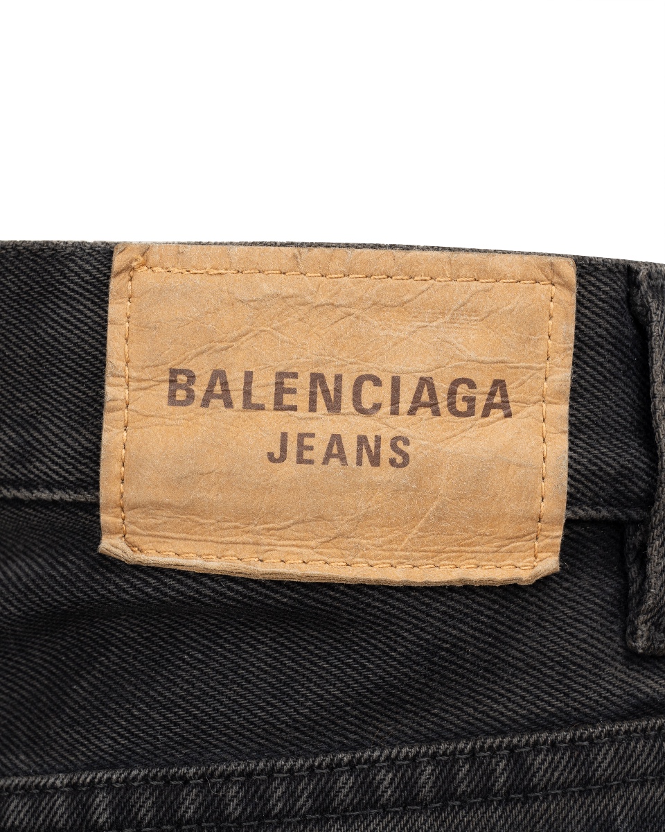 Balenciaga baggy drag denim pants thumbnail