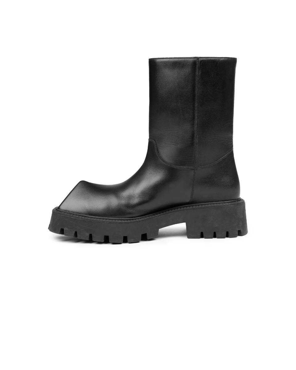 Balenciaga Rhino leather boots thumbnail
