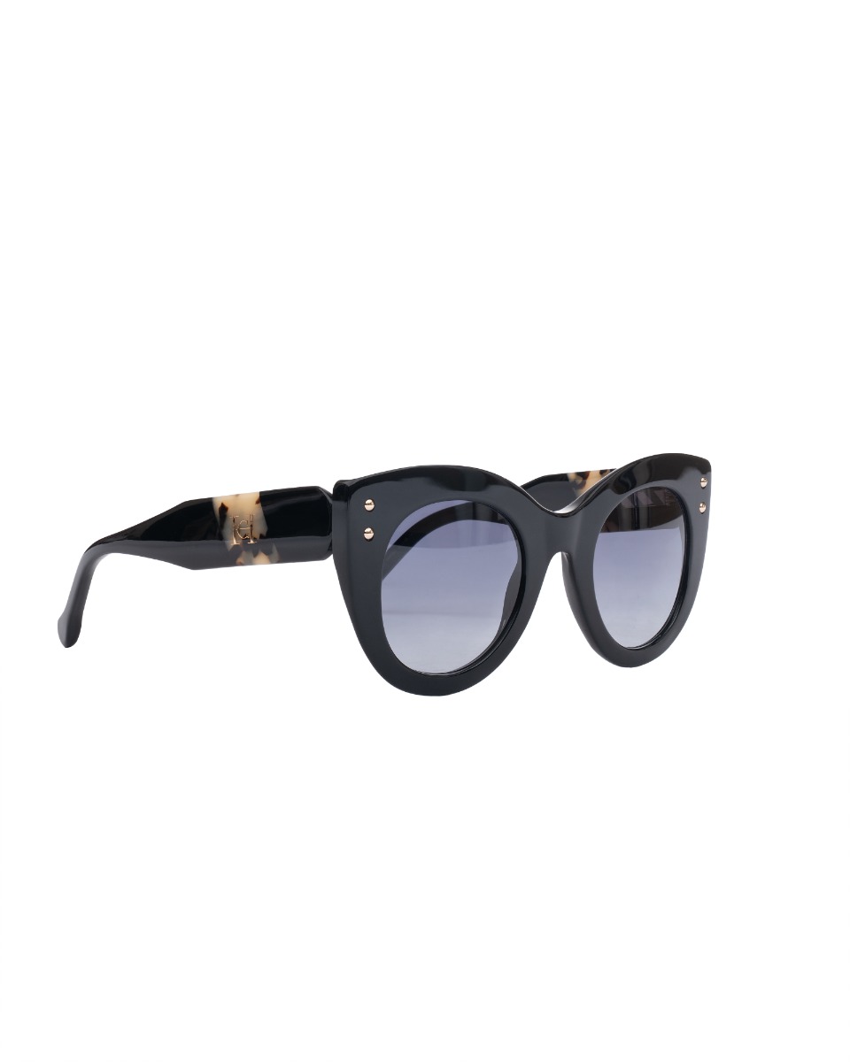 Carolina Herrera Her oversized sunglasses thumbnail