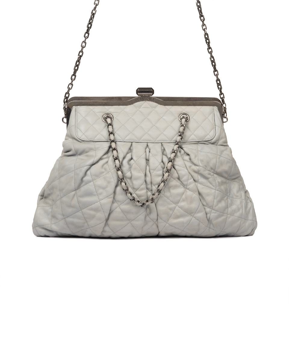 Chanel Chic Frame quilted light grey bag thumbnail