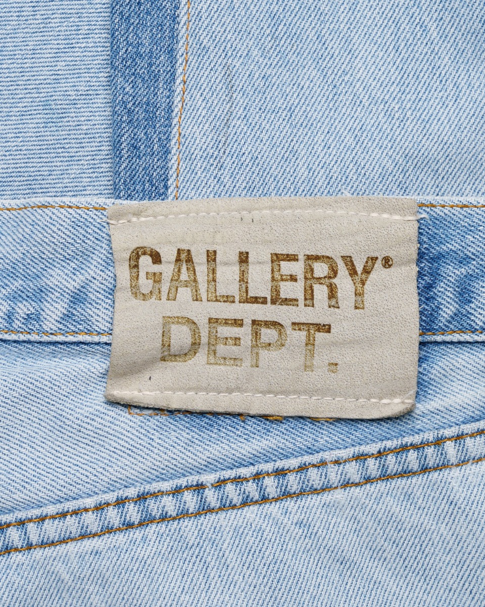 Gallery Dept. "ART ON DISPLAY" Courtesy of Josué Thomas LA Flare distressed jeans thumbnail