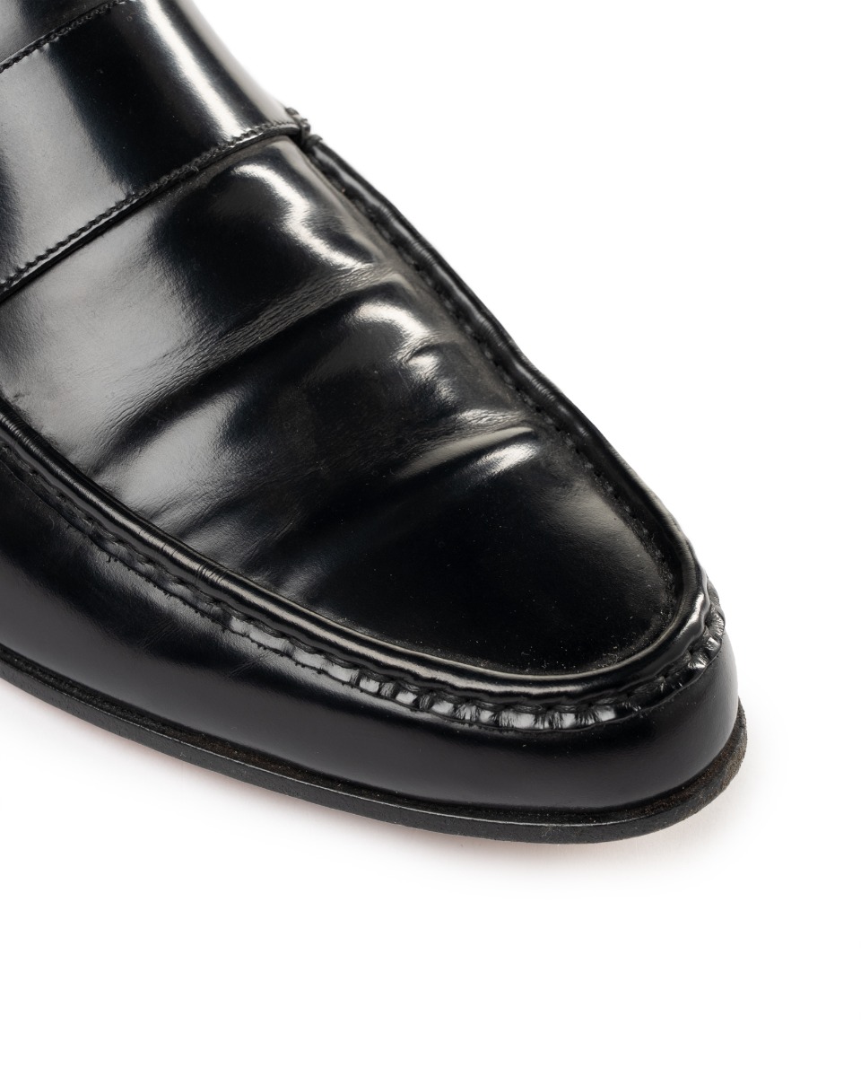 Gucci G-logo embossed black leather loafers thumbnail
