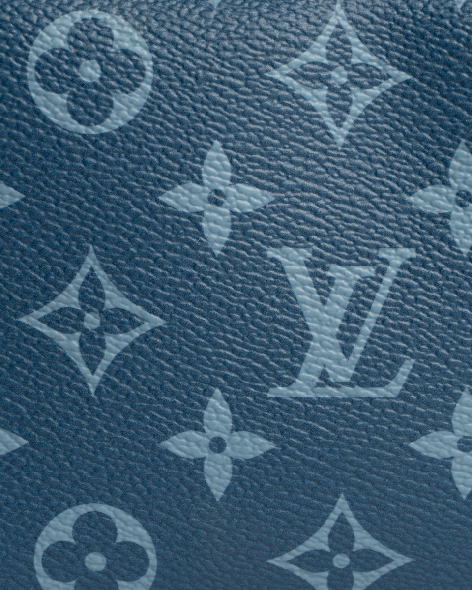 Louis Vuitton Alpha monogram nano blue shoulder bag thumbnail