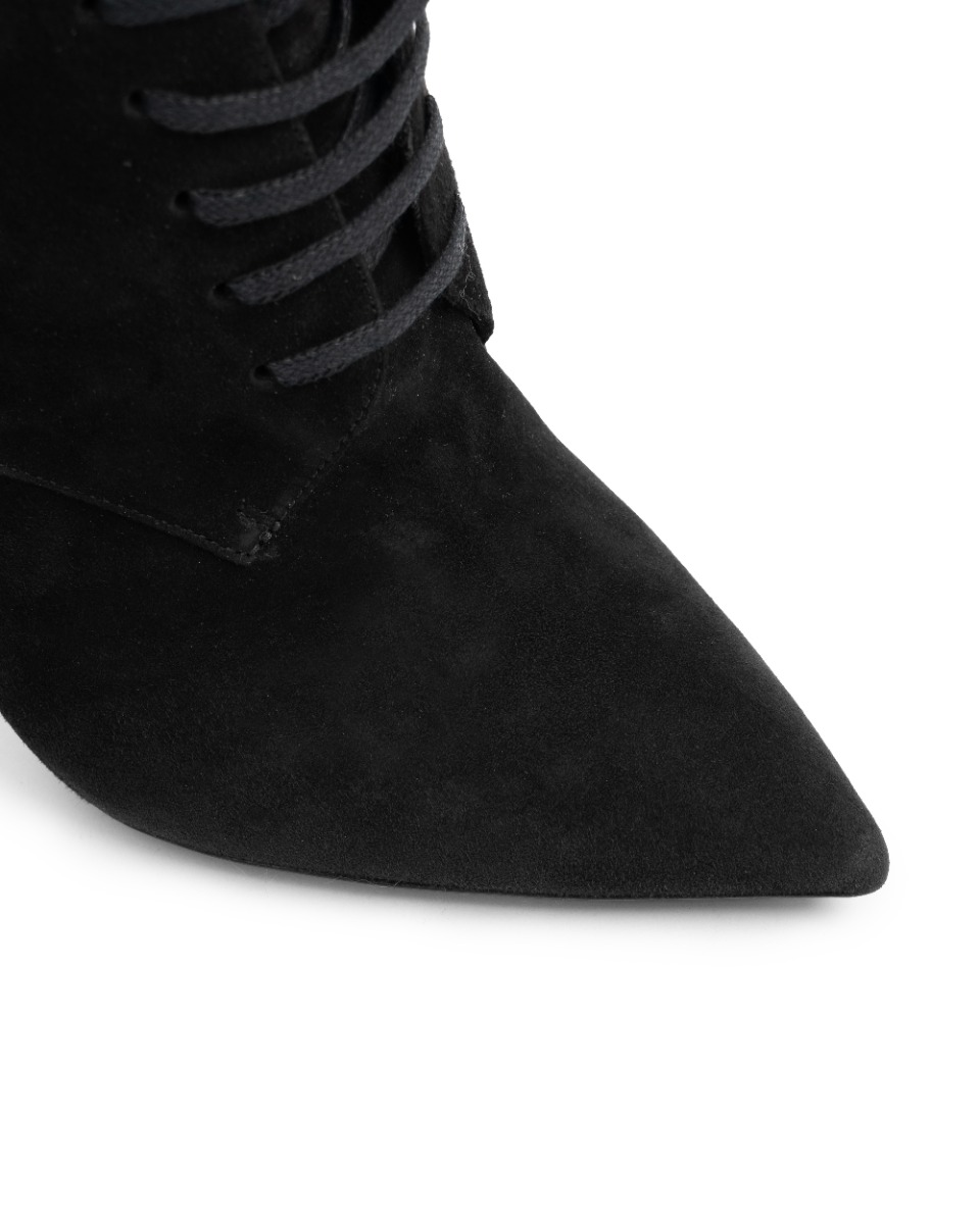 Saint Laurent suede fringed ankle boots thumbnail