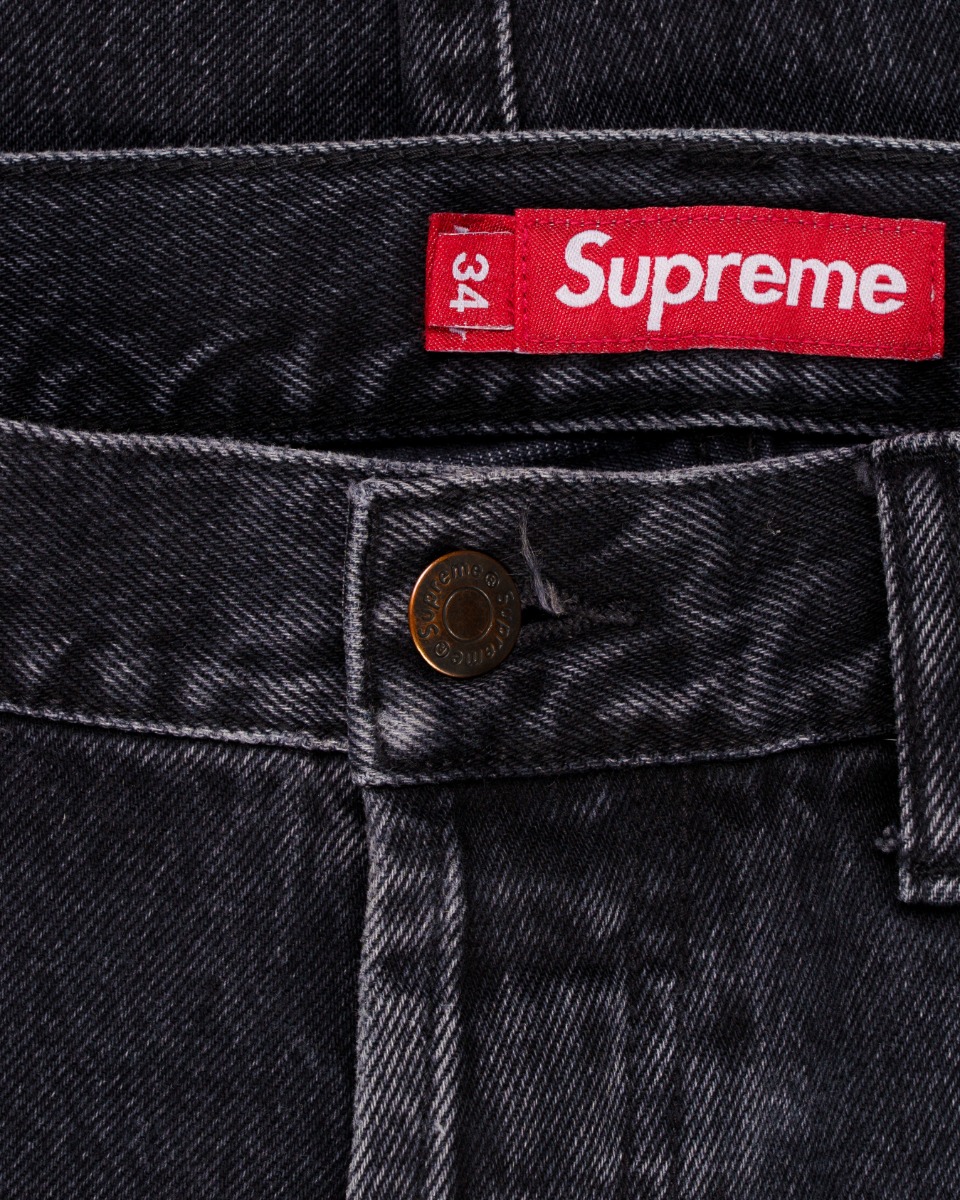 Supreme washed regular jeans thumbnail