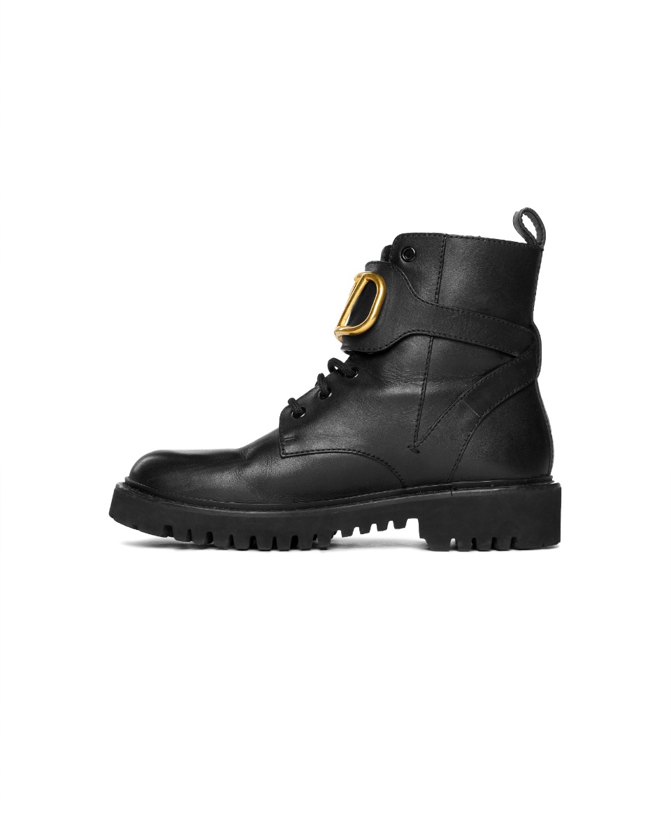 Valentino Garavani Vlogo signature calfskin combat boots thumbnail